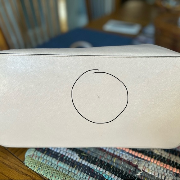 Michael Kors tote - Picture 3 of 6